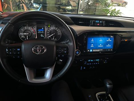 Toyota Hilux CD SRX Plus 4x4 2.8 TDI Die. Aut.