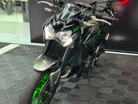 KAWASAKI Z 900
