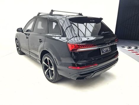 Audi Q7 S-Line 3.0 V6 TFSI Quattro Tiptronic