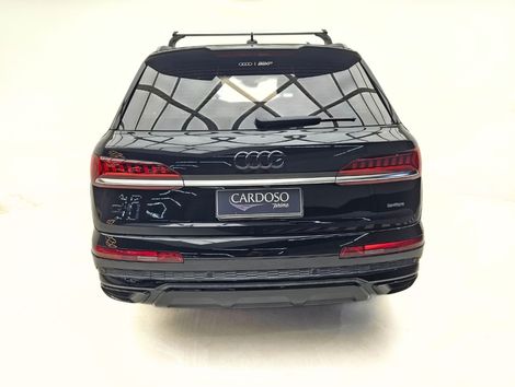 Audi Q7 S-Line 3.0 V6 TFSI Quattro Tiptronic