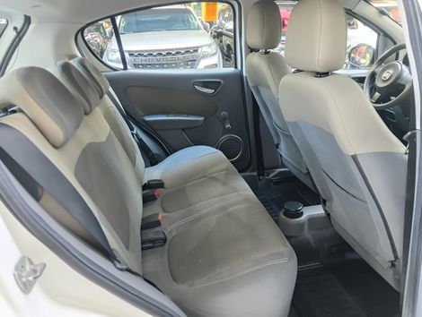 Fiat Palio ESSENCE 1.6 Flex 16V 5p