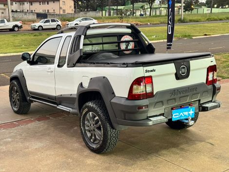 Fiat Strada Adventure 1.8/ 1.8 LOCKER Flex CE