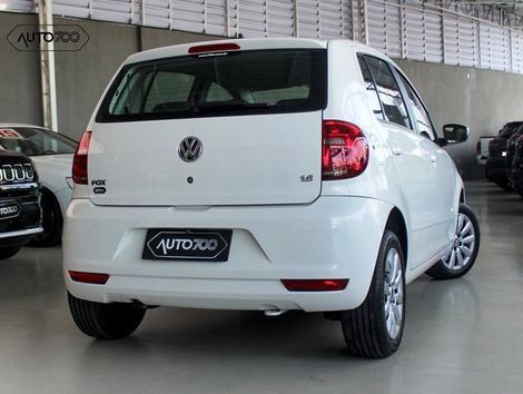 VolksWagen Fox 1.6 Mi Total Flex 8V 5p