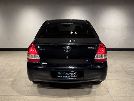 Toyota ETIOS X Plus Sedan 1.5 Flex 16V 4p Aut.