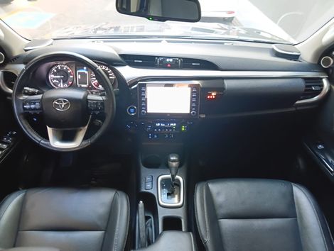 Toyota Hilux CD SRX 4x4 2.8 TDI 16V Diesel Aut.
