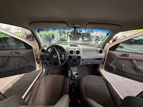 VolksWagen Gol City (Trend)/Titan 1.0 T. Flex 8V 4p