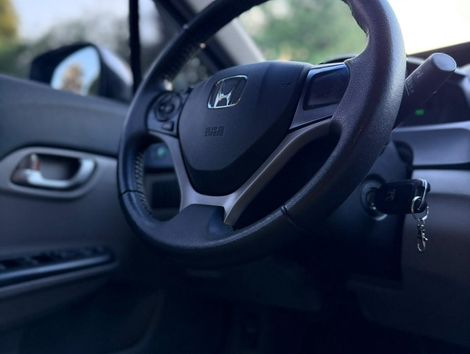 Honda Civic Sedan LXS 1.8/1.8 Flex 16V Mec. 4p