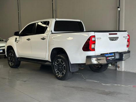 Toyota Hilux CD SRV 4x2 2.7 Flex 16V Aut.