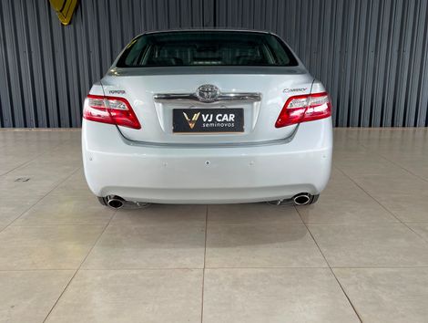 Toyota Camry XLE 3.5 24V Aut.