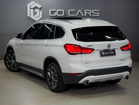 BMW X1 SDRIVE 20i X-Line 2.0 TB Active Flex