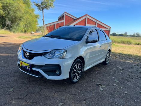 Toyota ETIOS PLATINUM Sed. 1.5 Flex 16V 4p Aut.