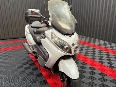 DAFRA MAXSYM 400i