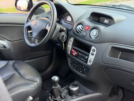 Citroën C3 GLX 1.4/ GLX Sonora 1.4 Flex 8V 5p