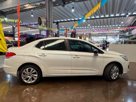 Citroën C4 LOUNGE Tendance 2.0 Flex 4p Aut.