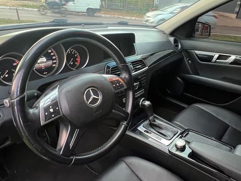 Mercedes C-180 CGI Sport 1.6 TB 16V 156cv Aut.