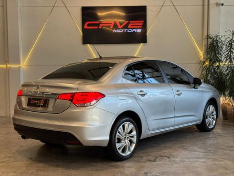 Citroën C4 LOUNGE Tendance 2.0 Flex 4p Aut.