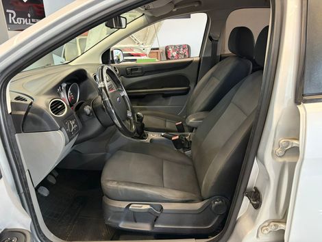 Ford Focus 1.6 S/SE/SE Plus Flex 8V/16V  5p