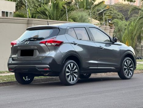 Nissan KICKS SV 1.6 16V FlexStar 5p Aut.