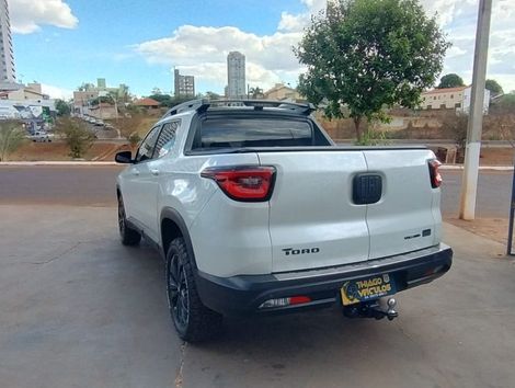 Fiat Toro Volcano 1.3 T270 4x2 Flex Aut.
