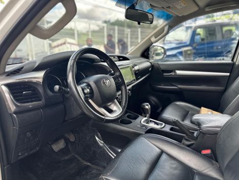 Toyota Hilux CD SRX 4x4 2.8 TDI 16V Diesel Aut.