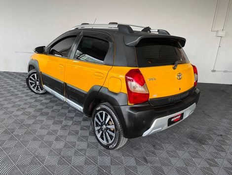 Toyota ETIOS CROSS 1.5 Flex 16V 5p Mec.