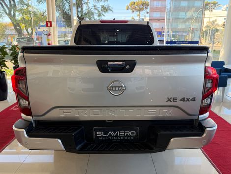 Nissan Frontier XE CD 4x4 2.3 Bi-TB Diesel Aut.