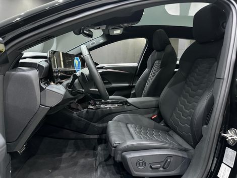 Audi A6 Sport. e-tron Perf. Black (Elétrico)