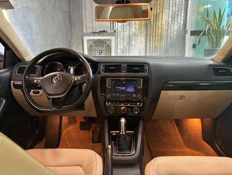 VolksWagen JETTA Highline 2.0 TSI 16V 4p Tiptronic