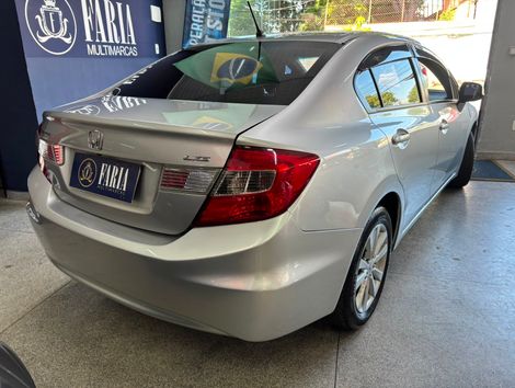 Honda Civic Sedan LXS 1.8/1.8 Flex 16V Aut. 4p