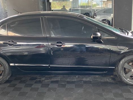 Honda Civic Sedan LXS 1.8/1.8 Flex 16V Aut. 4p