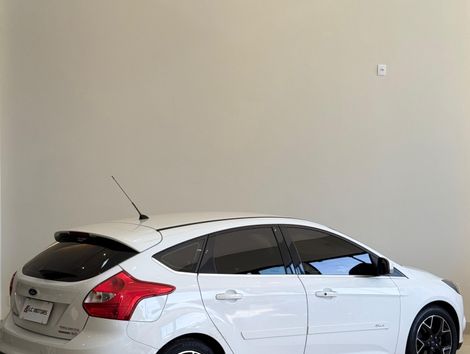 Ford Focus TITA/TITA Plus 2.0  Flex 5p Aut.