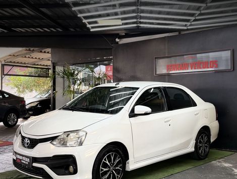 Toyota ETIOS PLATINUM 1.5 Flex 16V 4p Aut.