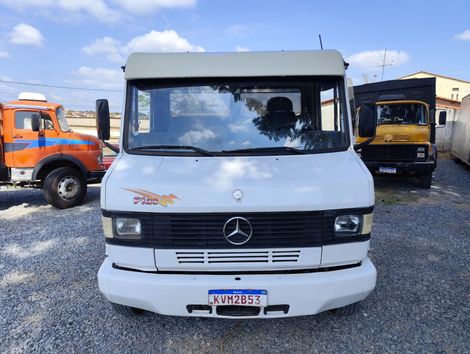 MERCEDES-BENZ 710/ 710 Plus 2p (diesel)