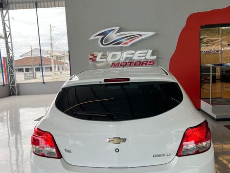 Chevrolet ONIX HATCH LT 1.0 8V FlexPower 5p Mec.
