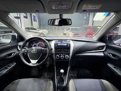 Toyota YARIS XL Sedan 1.5 Flex 16V 4p Mec.