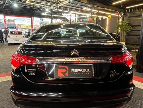 Citroën C4 LOUNGE Exclusive 1.6 Turbo 4p Aut.