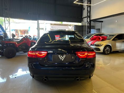 Jaguar XE 2.0 Turbocharged R-Sport Aut.