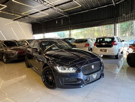 Jaguar XE 2.0 Turbocharged R-Sport Aut.