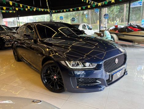 Jaguar XE 2.0 Turbocharged R-Sport Aut.