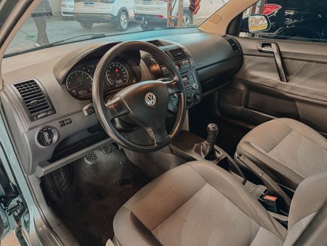 VolksWagen Polo Sed. COMFORT. 1.6 Mi Tot. Flex 8v