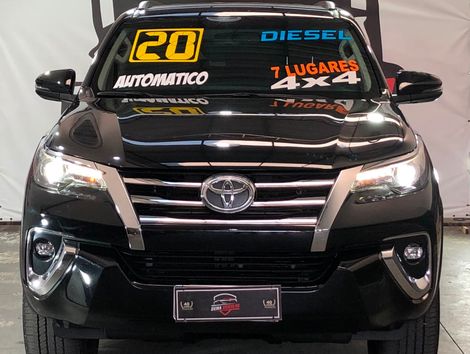 Toyota Hilux SW4 SRX 4x4 2.8 TDI 16V Dies. Aut.