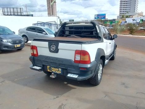 Fiat Strada Adv. M. March. 1.8 Flex 16V CD