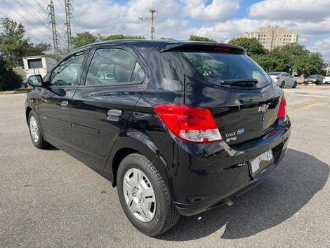 Chevrolet ONIX HATCH Joy 1.0 8V Flex 5p Mec.