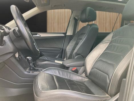 VolksWagen TIGUAN Allspac 250 TSI 1.4 Flex
