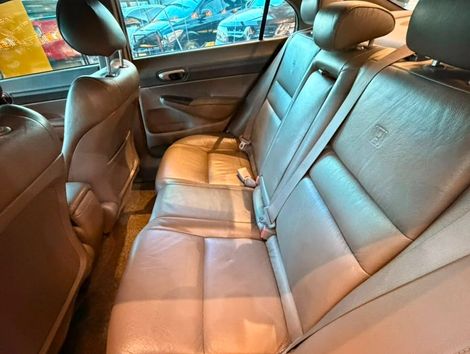 Honda Civic Sedan LXS 1.8/1.8 Flex 16V Mec. 4p
