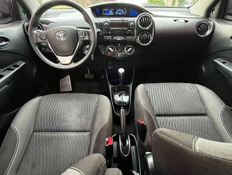 Toyota ETIOS X Plus 1.5 Flex 16V 5p Aut.