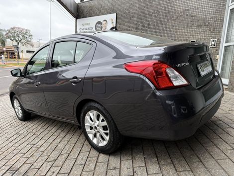 Nissan VERSA S 1.0 12V FlexStart 4p Mec.
