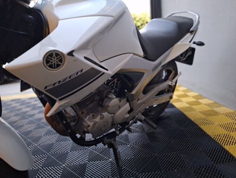 YAMAHA YS 250 FAZER/ FAZER L. EDITION /BLUEFLEX