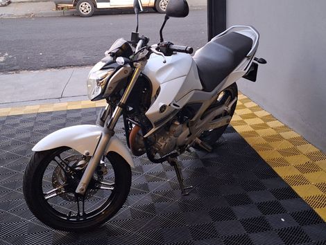 YAMAHA YS 250 FAZER/ FAZER L. EDITION /BLUEFLEX