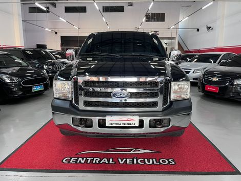 Ford F-250 XLT 3.9 4x2 Diesel TB
